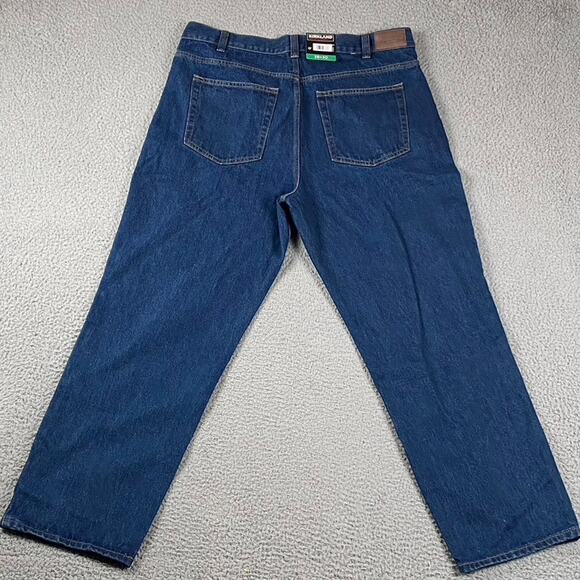 Kirkland Signature Jeans Straight Leg Men's 38x30 Blue Medium Wash New - Picture 1 of 13